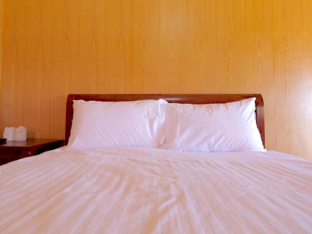 Amphoe Sawang Daen Din Prakaithong Hotel מראה חיצוני תמונה