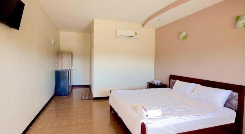Amphoe Sawang Daen Din Prakaithong Hotel מראה חיצוני תמונה