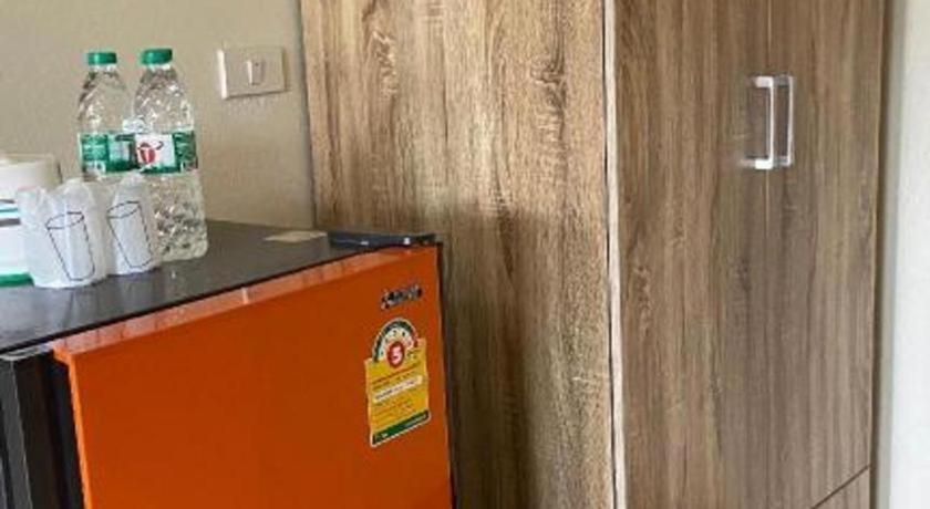 Amphoe Sawang Daen Din Prakaithong Hotel מראה חיצוני תמונה